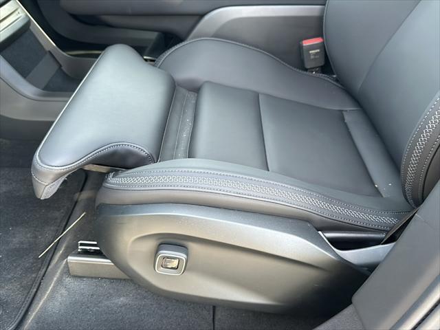 new 2025 Volvo EX90 car, priced at $92,840