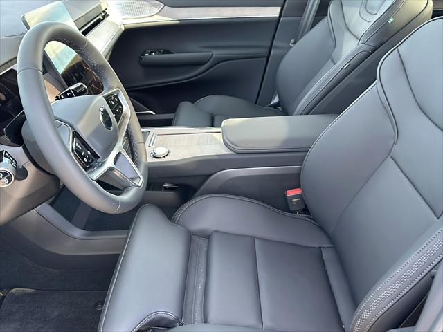 new 2025 Volvo EX90 car, priced at $92,840