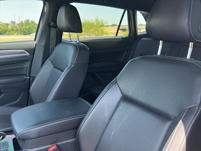 used 2020 Volkswagen Atlas Cross Sport car, priced at $24,400