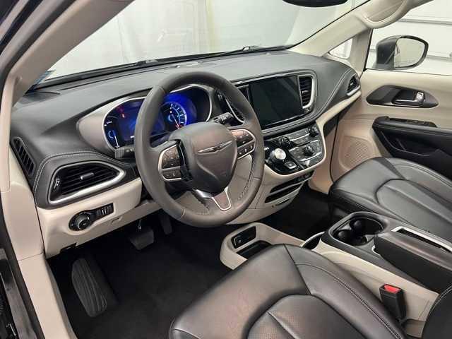 used 2023 Chrysler Pacifica car, priced at $27,505