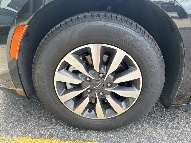 used 2023 Chrysler Pacifica car, priced at $28,900