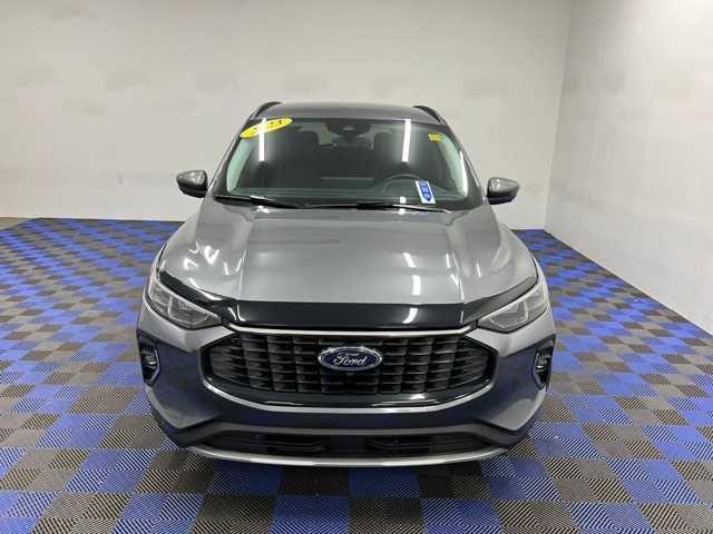 used 2023 Ford Escape car, priced at $26,122