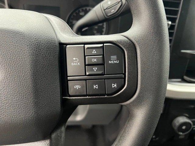 new 2025 Ford F-250 car, priced at $65,207