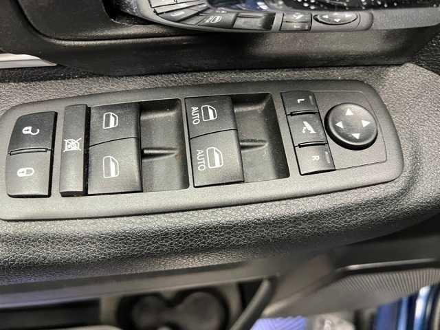 used 2022 Ram 1500 Classic car, priced at $33,546
