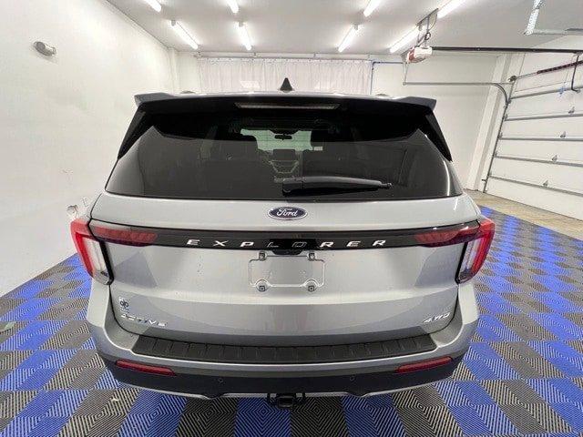 new 2025 Ford Explorer car, priced at $46,405