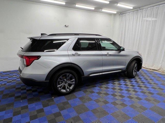 new 2025 Ford Explorer car, priced at $46,405
