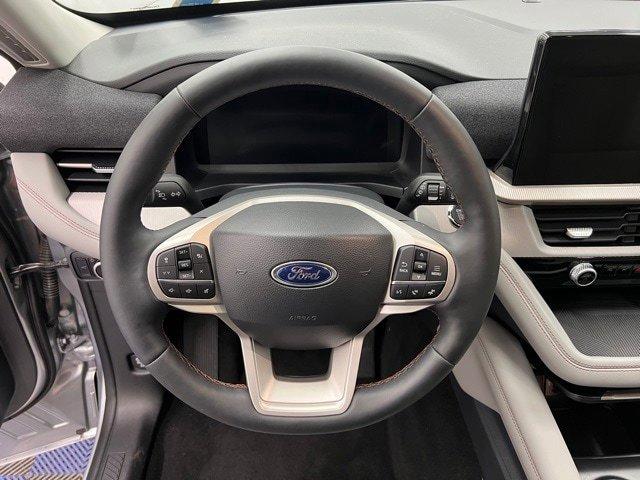 new 2025 Ford Explorer car, priced at $46,405