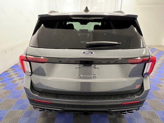 new 2025 Ford Explorer car, priced at $56,355