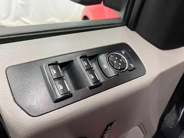 used 2015 Ford F-150 car, priced at $21,000