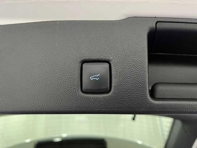 used 2023 Ford Escape car, priced at $23,366