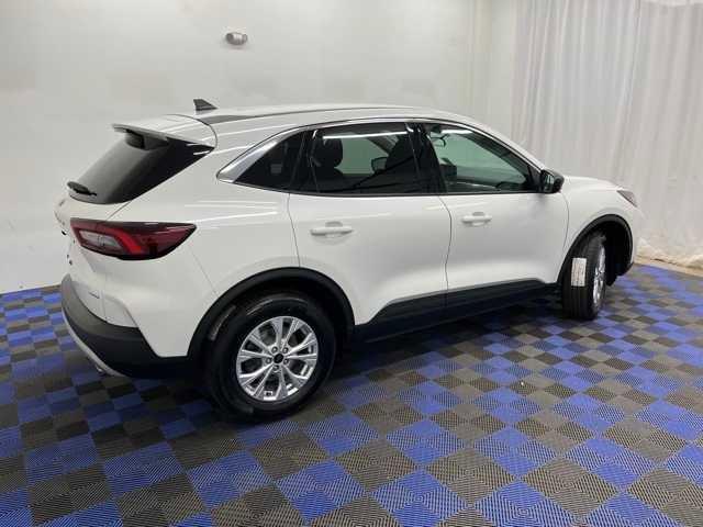 used 2023 Ford Escape car, priced at $23,366