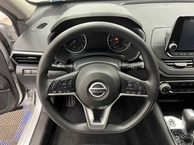 used 2022 Nissan Altima car, priced at $18,900