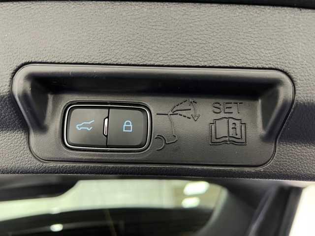 used 2022 Ford Explorer car, priced at $28,886