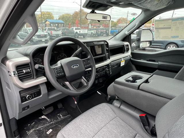 new 2025 Ford F-350 car, priced at $61,688