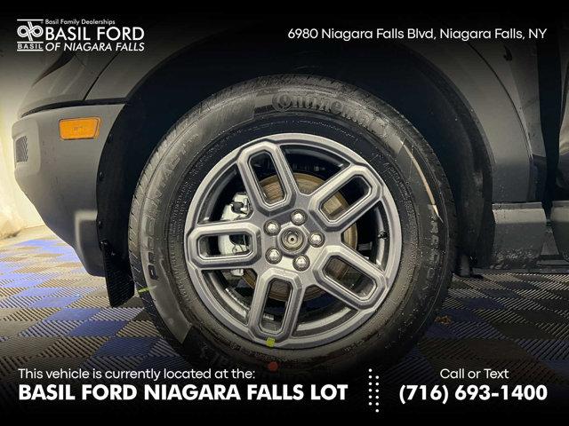 new 2025 Ford Bronco Sport car, priced at $33,918