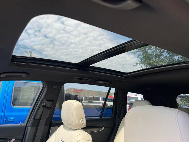 used 2023 Cadillac XT6 car, priced at $44,500