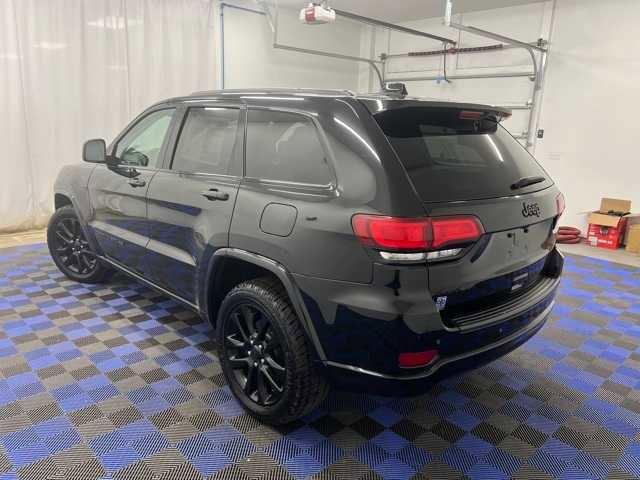 used 2021 Jeep Grand Cherokee car, priced at $26,429