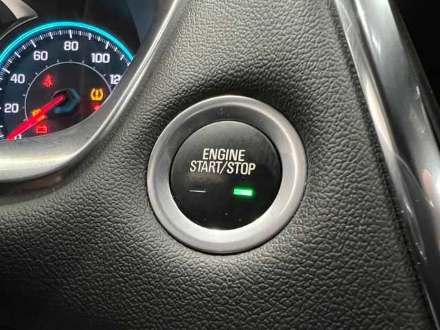 used 2023 Chevrolet Traverse car, priced at $32,230