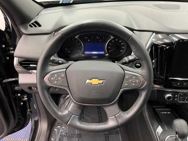 used 2023 Chevrolet Traverse car, priced at $32,230