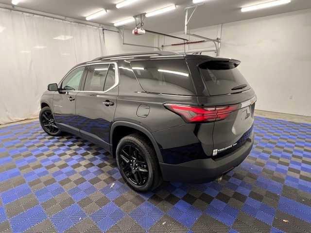 used 2023 Chevrolet Traverse car, priced at $32,230