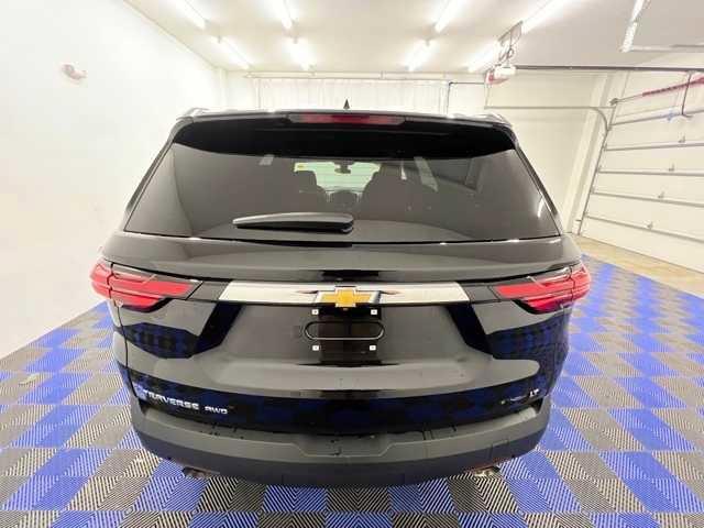 used 2023 Chevrolet Traverse car, priced at $32,230