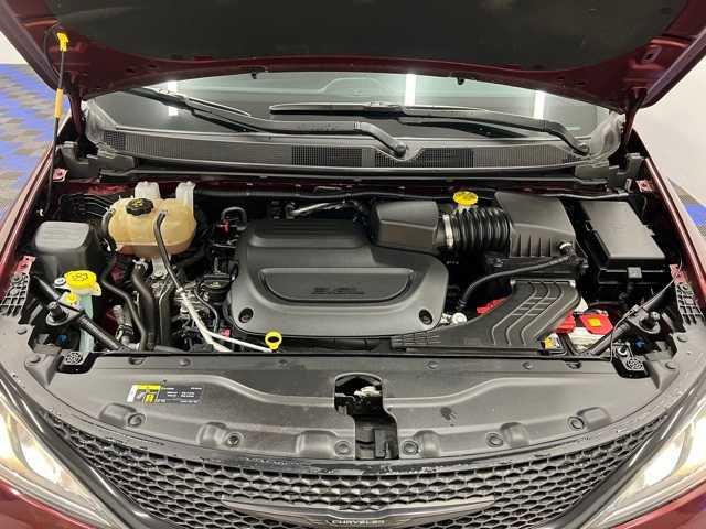 used 2020 Chrysler Pacifica car, priced at $30,300