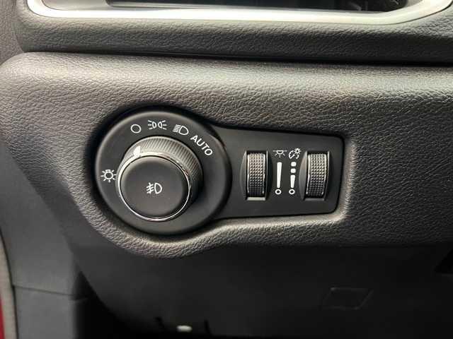 used 2020 Chrysler Pacifica car, priced at $30,300