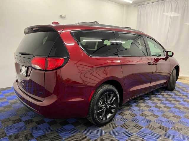 used 2020 Chrysler Pacifica car, priced at $30,300