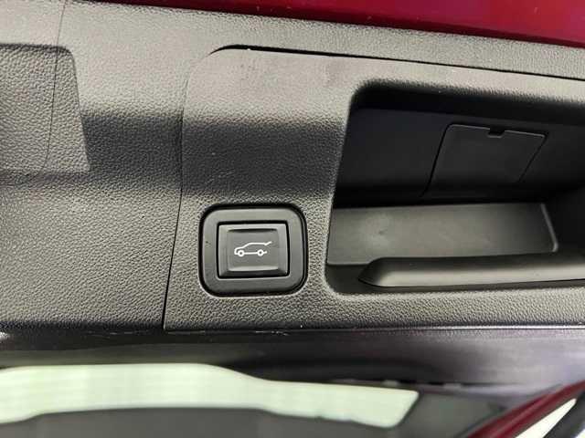 used 2022 GMC Acadia car, priced at $26,750