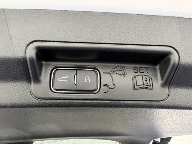 new 2025 Ford Explorer car, priced at $41,293