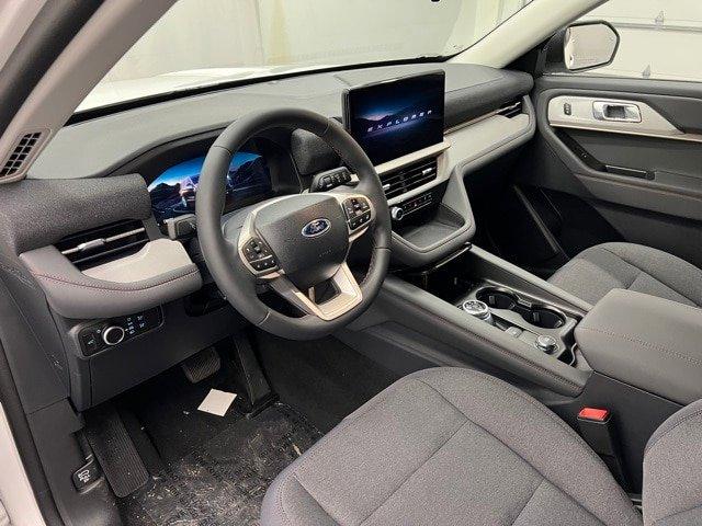 new 2025 Ford Explorer car, priced at $41,293