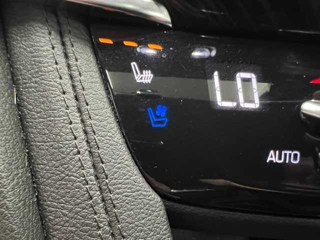 used 2021 Cadillac XT6 car, priced at $36,750