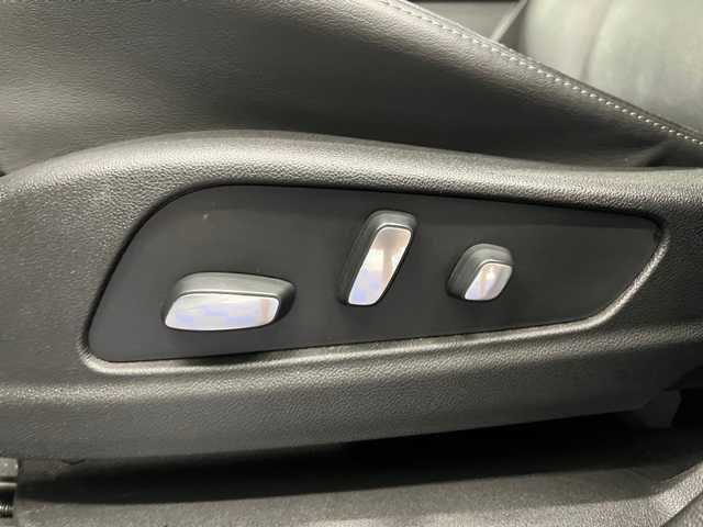 used 2021 Cadillac XT6 car, priced at $36,750