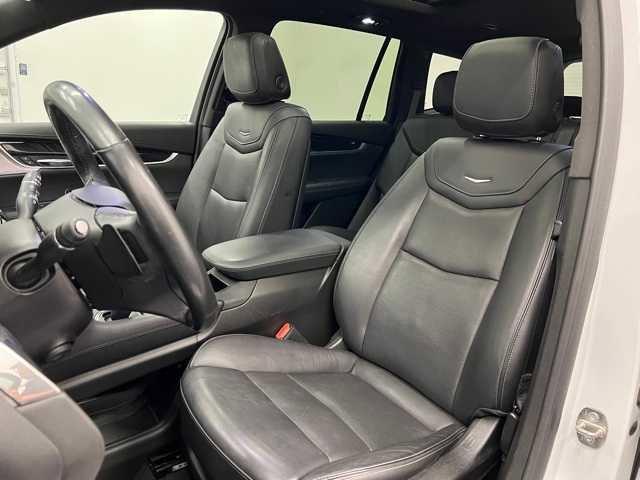 used 2021 Cadillac XT6 car, priced at $36,750