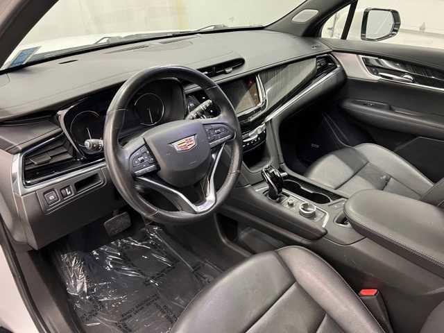 used 2021 Cadillac XT6 car, priced at $36,750