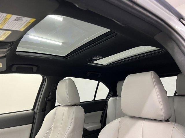 used 2023 Mitsubishi Eclipse Cross car, priced at $19,990