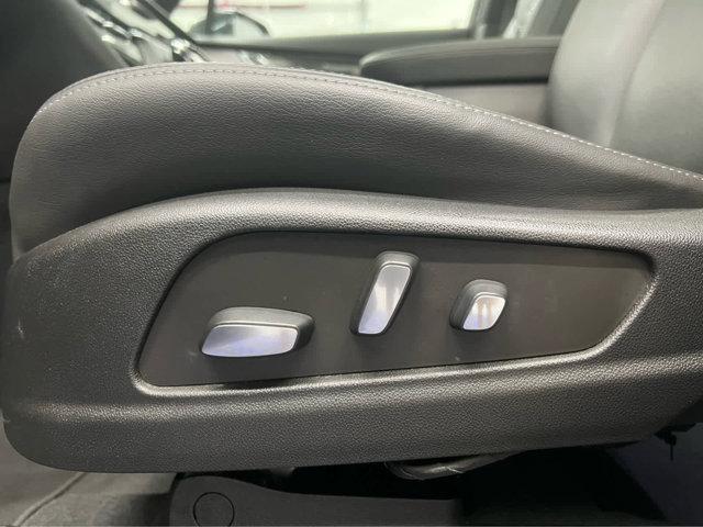 used 2022 Cadillac XT6 car, priced at $37,300