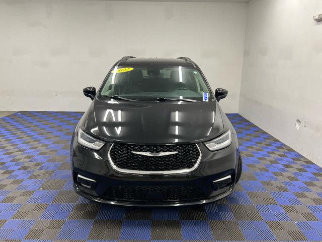 used 2022 Chrysler Pacifica car, priced at $27,710