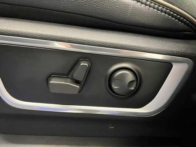 used 2022 Ram 1500 car, priced at $43,290