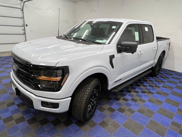 new 2025 Ford F-150 car, priced at $56,370