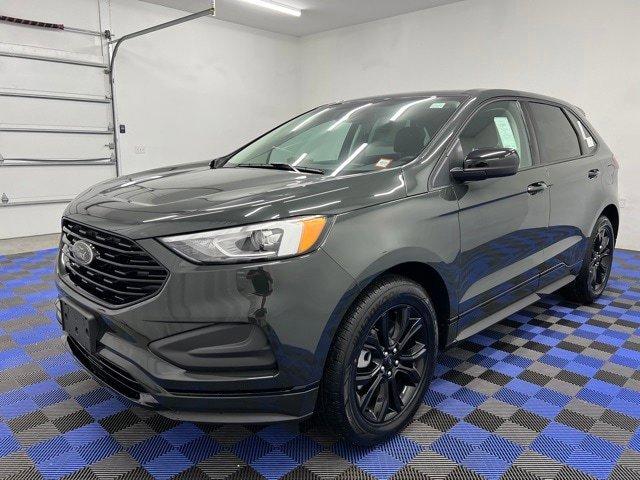 new 2024 Ford Edge car, priced at $37,999