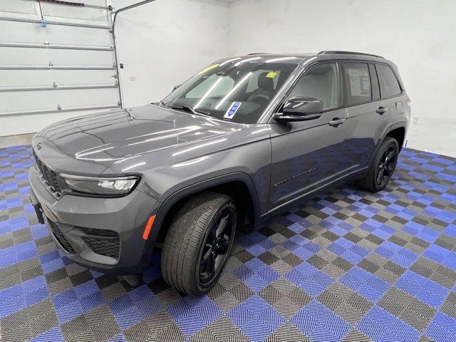 used 2023 Jeep Grand Cherokee car, priced at $36,000
