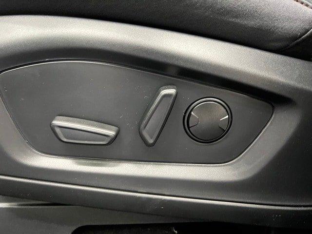 new 2025 Ford Explorer car, priced at $40,580