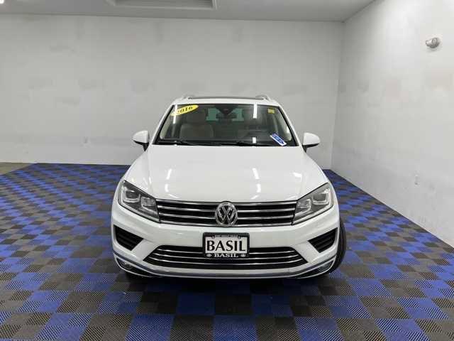 used 2016 Volkswagen Touareg car, priced at $13,990