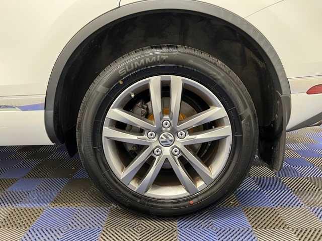 used 2016 Volkswagen Touareg car, priced at $13,990