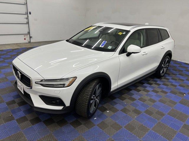 used 2023 Volvo V60 Cross Country car, priced at $39,500