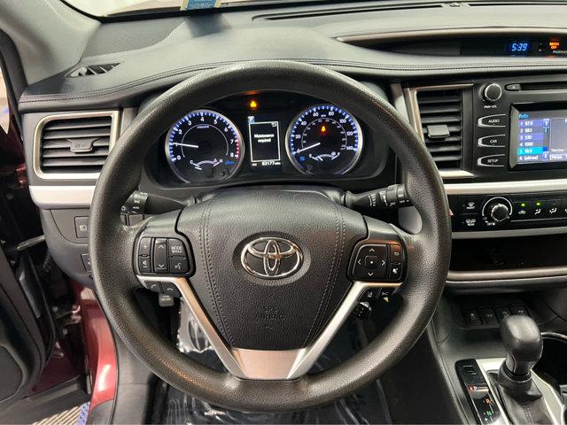 used 2019 Toyota Highlander car, priced at $23,250