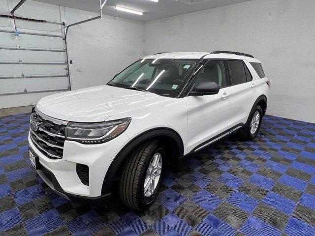 new 2025 Ford Explorer car, priced at $41,293
