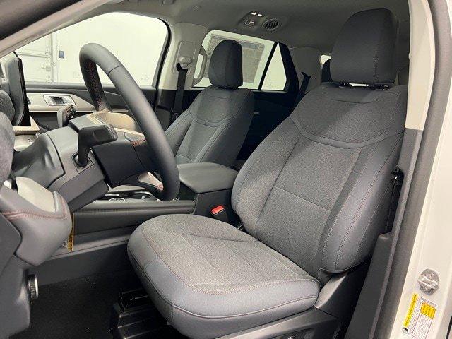 new 2025 Ford Explorer car, priced at $41,293