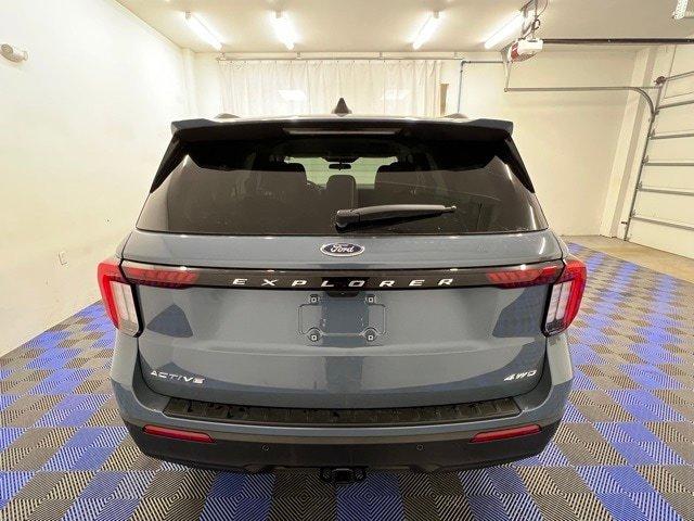 new 2025 Ford Explorer car, priced at $42,605